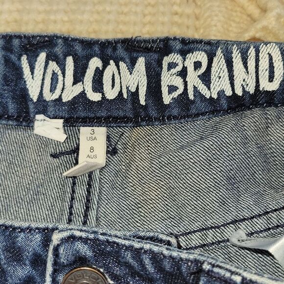 VOLCOM Stoned Jean Shorts Frayed Cutoffs Grunge Cheeky Distressed Size 28 - Picture 10 of 10